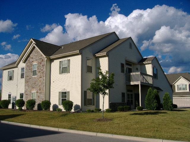 2645 W Honadel Blvd, Oak Creek, WI 53154