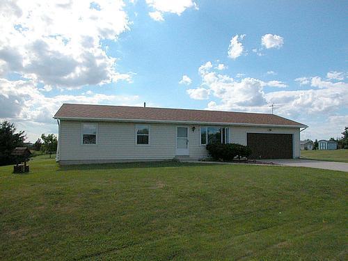 3907 Ernst Dr., Hartford, WI 53027