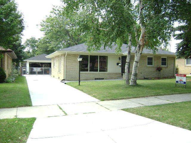 2616 Illinois, Racine, WI 53405