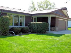 10645 W Candlestick Ln., Franklin, WI 53132