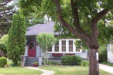 2711 N Main St., Racine, WI 53402