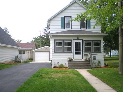 16 Forest Ave., Plymouth, WI 53073