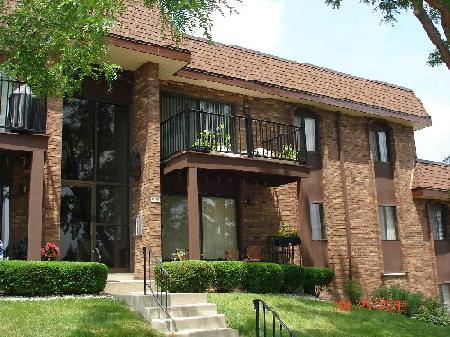 9320 W Forest Home Ave #7, Greenfield, WI 53228