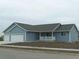 2000 Fauna St, Holmen, WI 54636