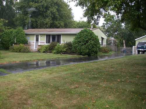 9707 Saratoga Dr., Caledonia, WI 53108