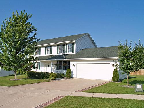 1031 N 6th Ave., Onalaska, WI 54650