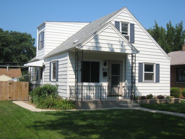 823 S 101st St., West Allis, WI 53214