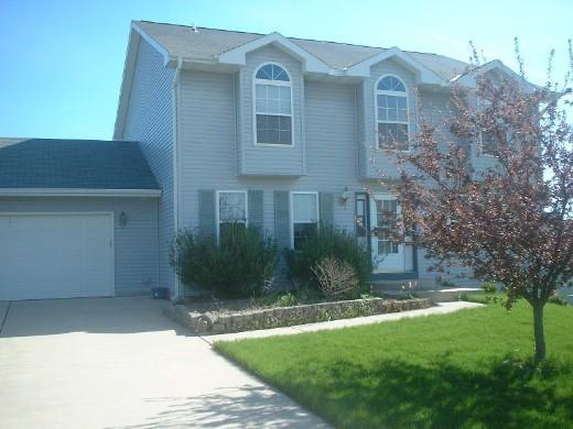 4512 W Martinton Ct., Franklin, WI 53132