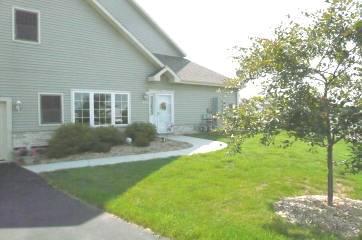 1048 Quinlan Dr. #C, Pewaukee, WI 53072