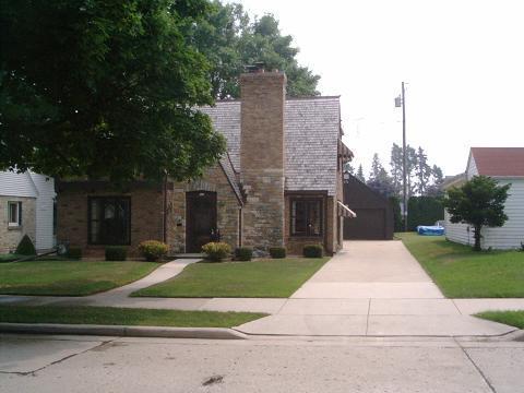 843 Wilson St., Manitowoc, WI 54220