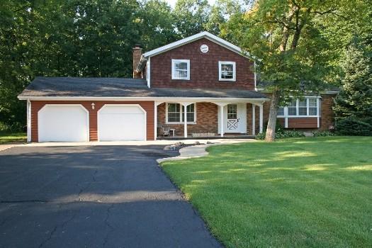 6027 107th St, Pleasant Prairie, WI 53158