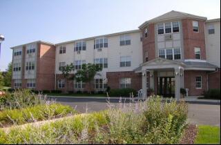 7307 N Port Washington Rd. #214, Glendale, WI 53217