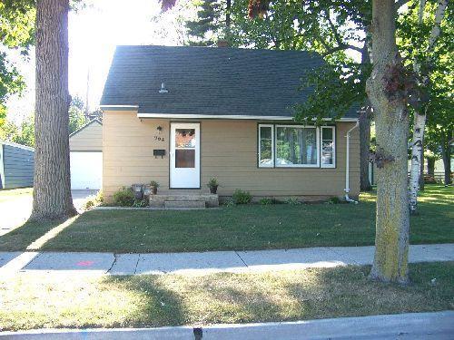 708 Mac Arthur Dr., Manitowoc, WI 54220