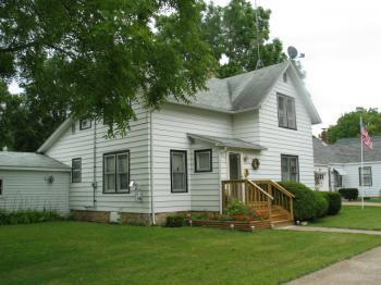 615 S Rusk Ave., Viroqua, WI 54665