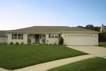 744 Ridge View, Hartford, WI 53027