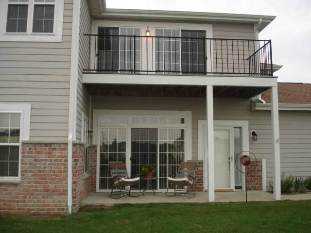 6805 102nd St. #10B, Pleasant Prairie, WI 53158