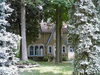 544 N 117th St., Wauwatosa, WI 53226