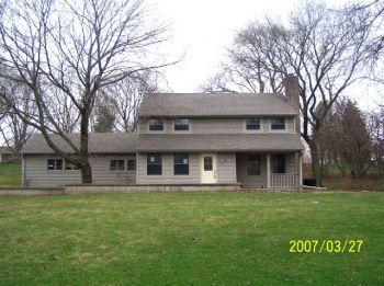 12635 Elmhurst Pkwy, Elm Grove, WI 53122