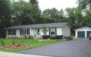 416 Burden Ave., Twin Lakes, WI 53181