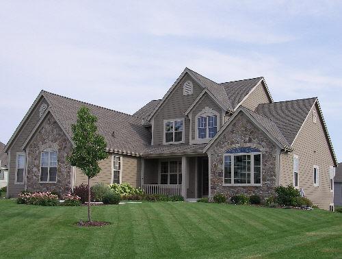 5299 W Behrendt St., Franklin, WI 53132