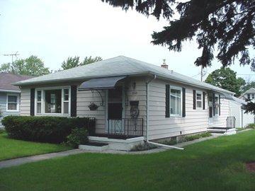 230 Douglass Ave., Waukesha, WI 53186