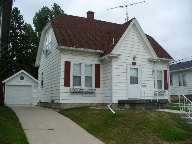 2116 Rankin, Manitowoc, WI 54220