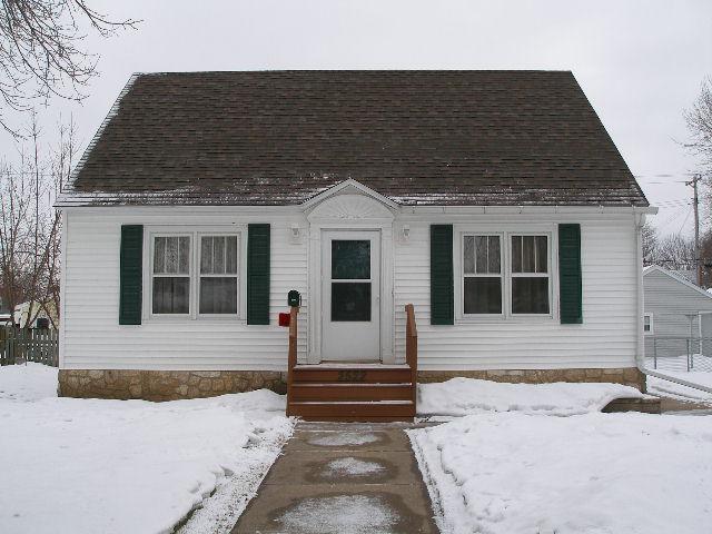 2522 Loomis, La Crosse, WI 54603