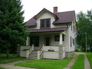 64 E Cotton St., Fond Du Lac, WI 54935