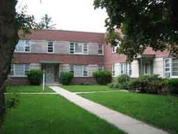 2672 N 75th St., Wauwatosa, WI 53213