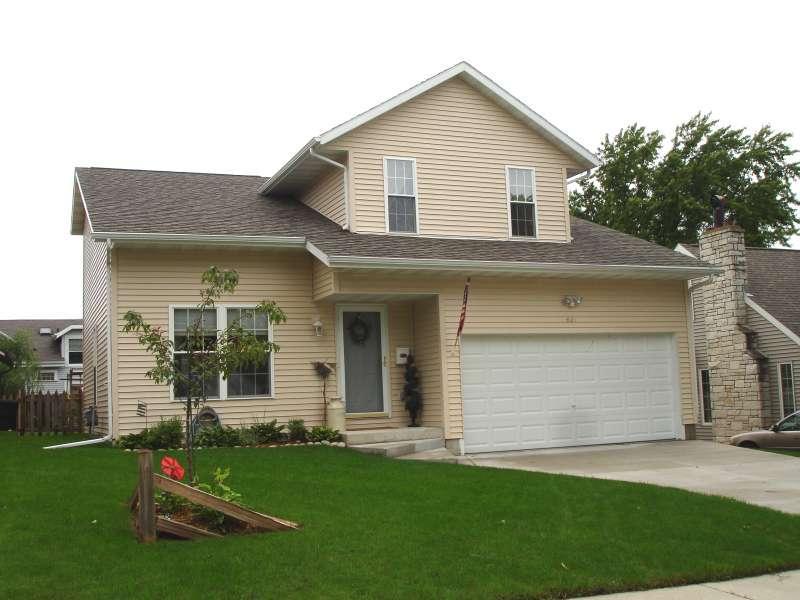 631 Second St., Hartford, WI 53027