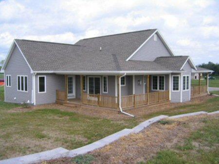 328 Reeds Dr., West Bend, WI 53095