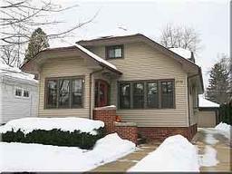 3712 Lindermann Ave., Racine, WI 53405