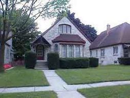 523 S 3rd Ave., West Bend, WI 53095