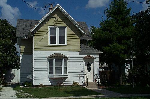 612 Buffalo St., Manitowoc, WI 54220
