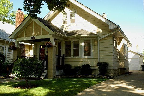 542 N 60th St., Wauwatosa, WI 53213