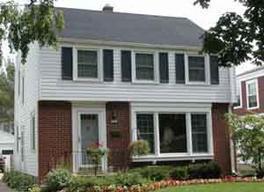 4828 N Idlewild Ave., Whitefish Bay, WI 53217