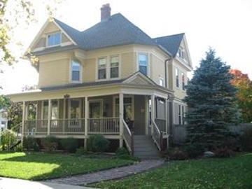 118 S Wisconsin, Elkhorn, WI 53121