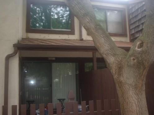 8305 N 107th St #J, Milwaukee, WI 53224