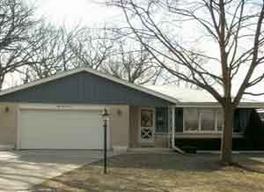 5311 Radcliff Dr., Greendale, WI 53129