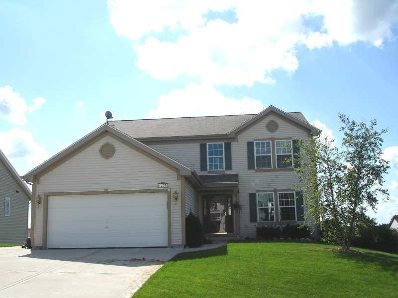 1205 Garfield Ln., Hartford, WI 53027
