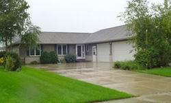 1010 North Shore, Pewaukee, WI 53072