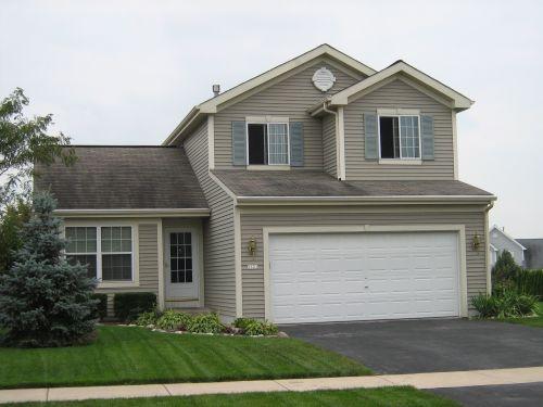 1121 Garfield Ln., Hartford, WI 53027