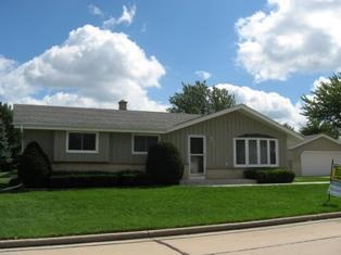 1701 Skyline Dr, Racine, WI 53406