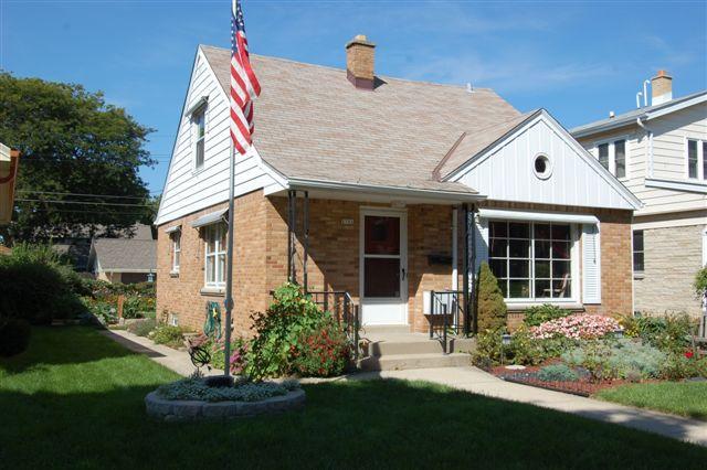 3751 N 100th St., Wauwatosa, WI 53222