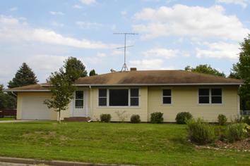 409 Long Coulee Rd., Holmen, WI 54636