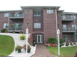 1218 Dewey #St #13, Manitowoc, WI 54220