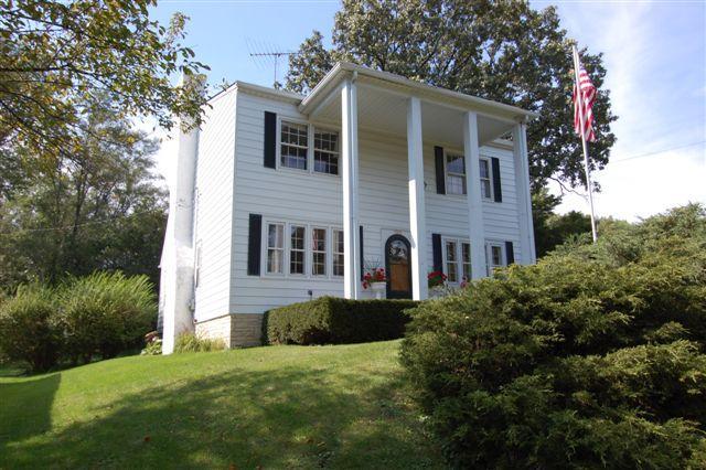 1516 Pleasant View, Waukesha, WI 53188