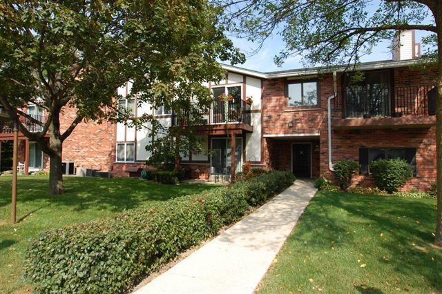N84W16033 Menomonee Ave. #206, Menomonee Falls, WI 53051