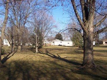 4645 N 118th St., Wauwatosa, WI 53225