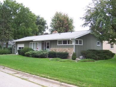 2902 Denton St, La Crosse, WI 54601
